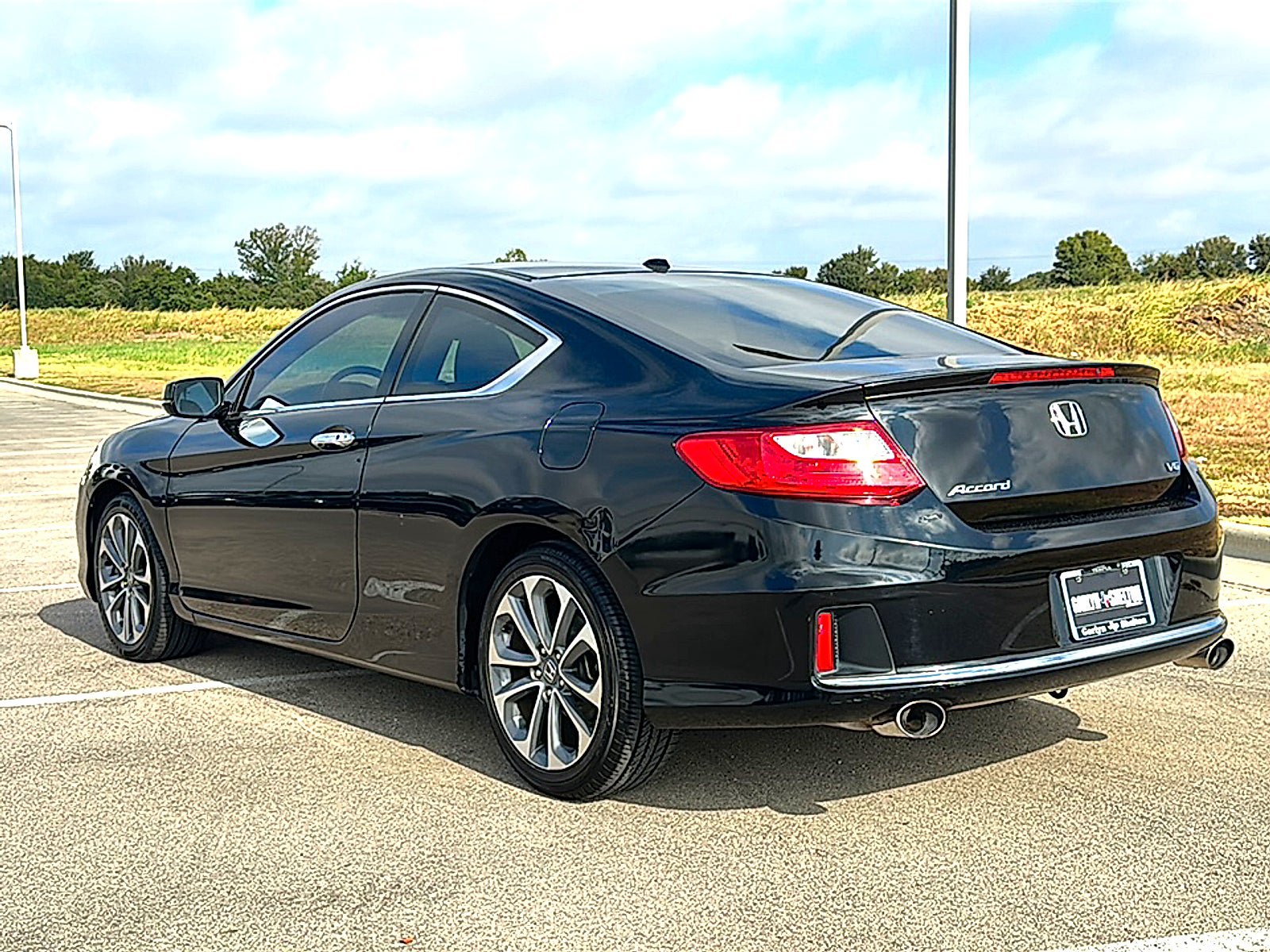 Used 2015 Honda Accord EX-L image 6