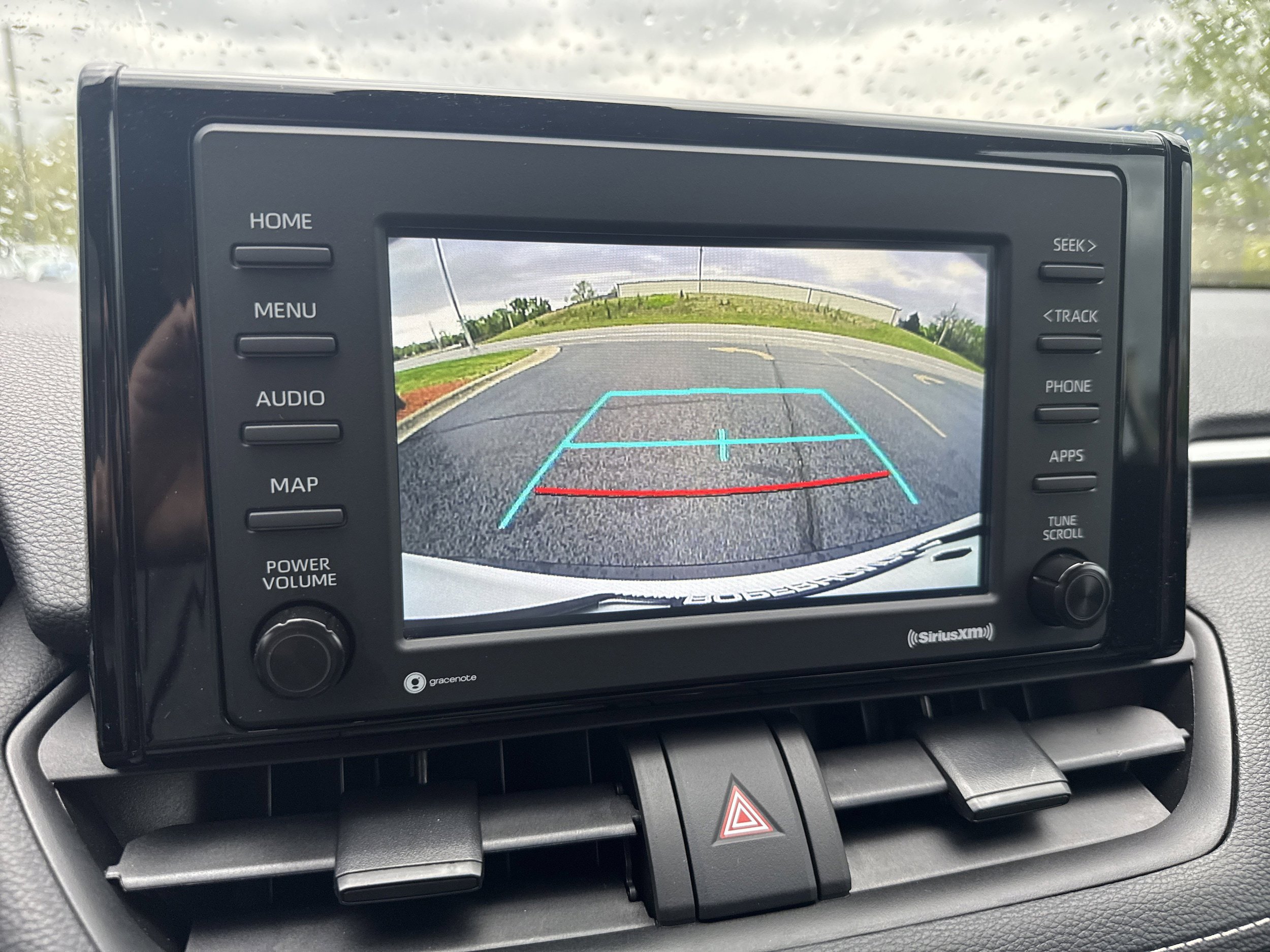 Used 2022 Toyota RAV4 XLE w/ XLE Grade Weather Package AWD/4WD image 18
