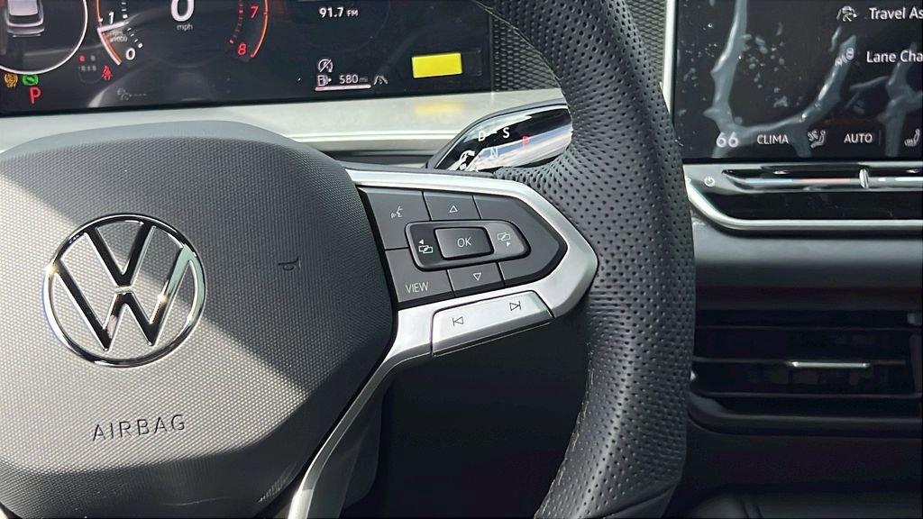 New 2026 Volkswagen Tiguan SE R-Line image 26