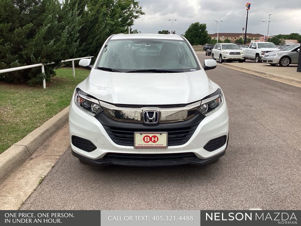 Used 2022 Honda HR-V LX image 2