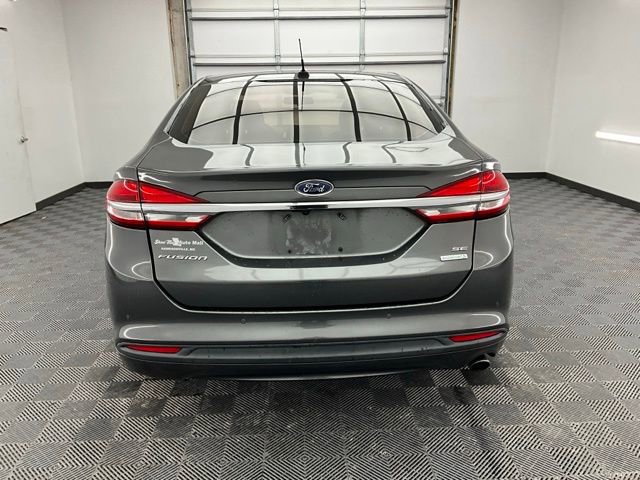 Used 2018 Ford Fusion SE w/ Fusion SE Technology Package image 20