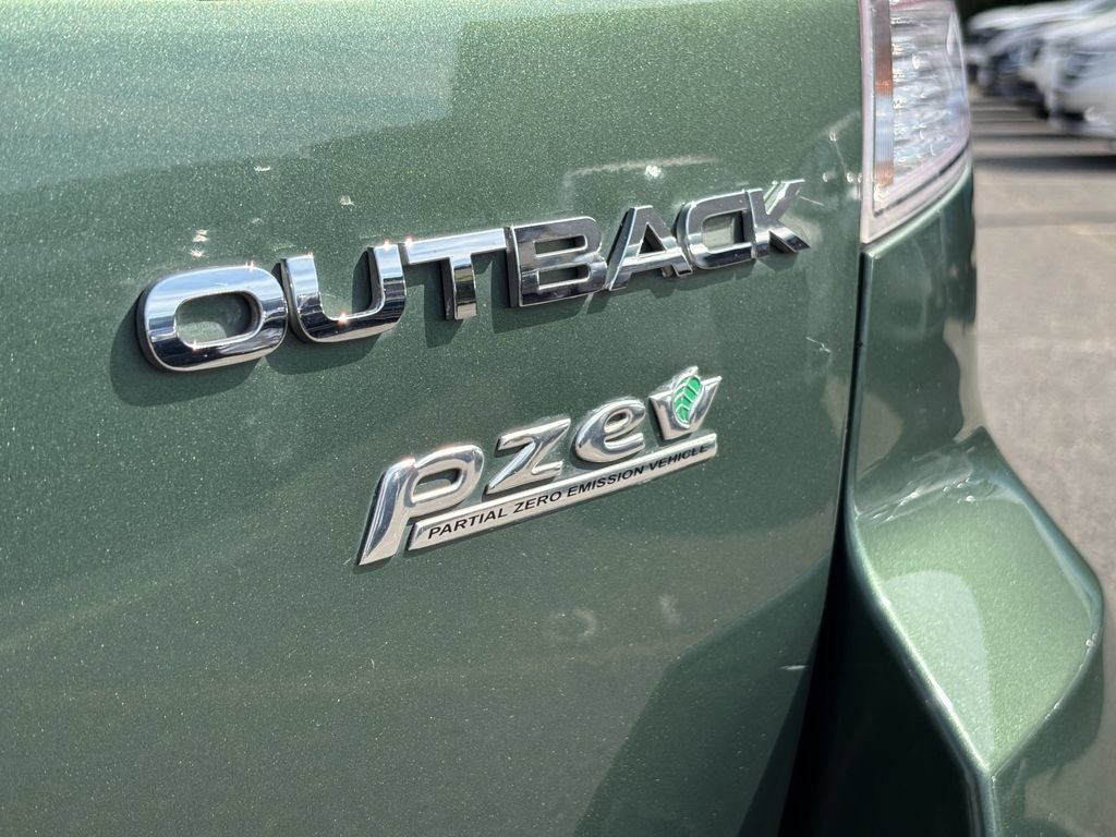 Used 2012 Subaru Outback 2.5i Premium AWD/4WD image 12