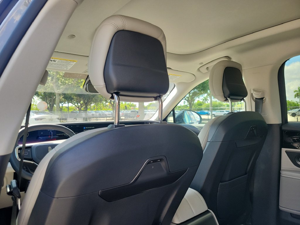 New 2026 Lincoln Nautilus Reserve AWD/4WD image 14