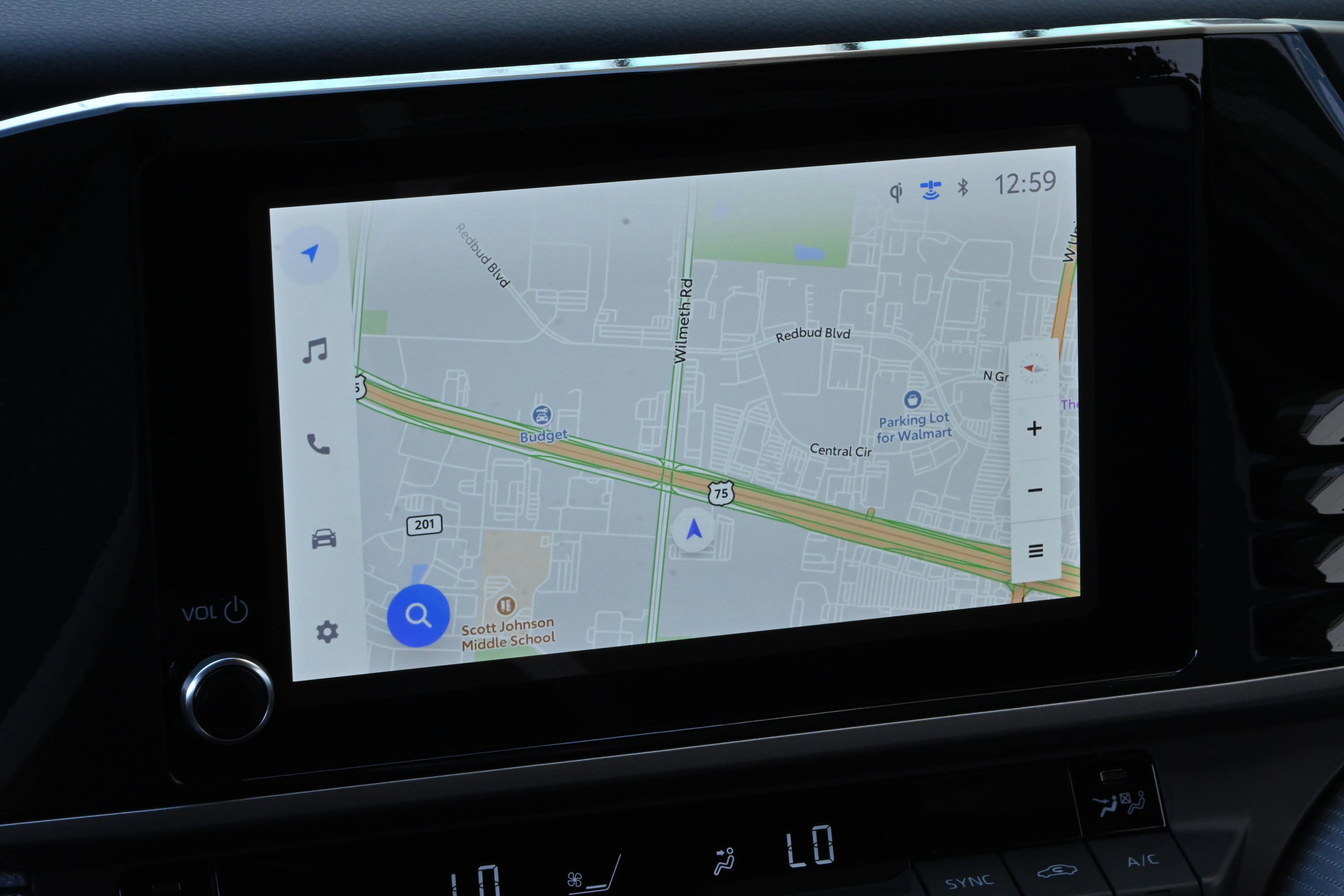 Used 2025 Toyota Camry SE image 16