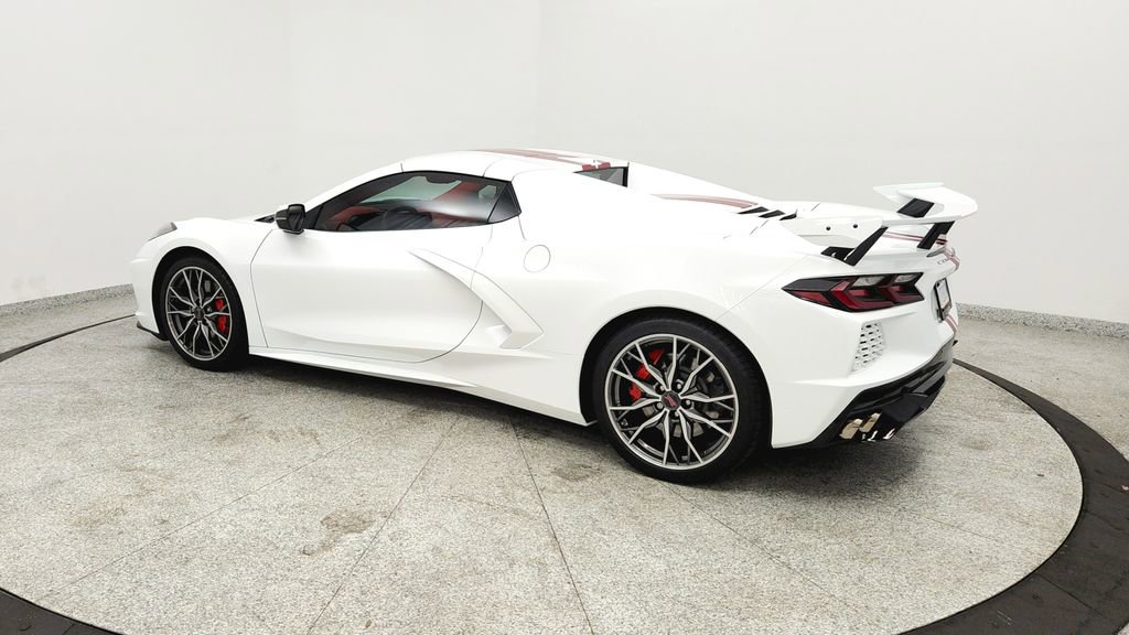 Used 2023 Chevrolet Corvette Stingray Premium Conv w/ Z51 Performance Package RWD image 3