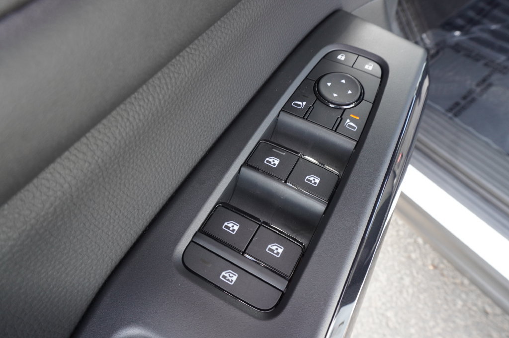 New 2026 Nissan Pathfinder SV FWD image 16