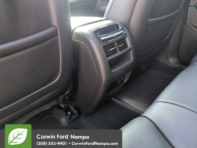 Used 2018 Cadillac XT5 Premium Luxury AWD/4WD image 27
