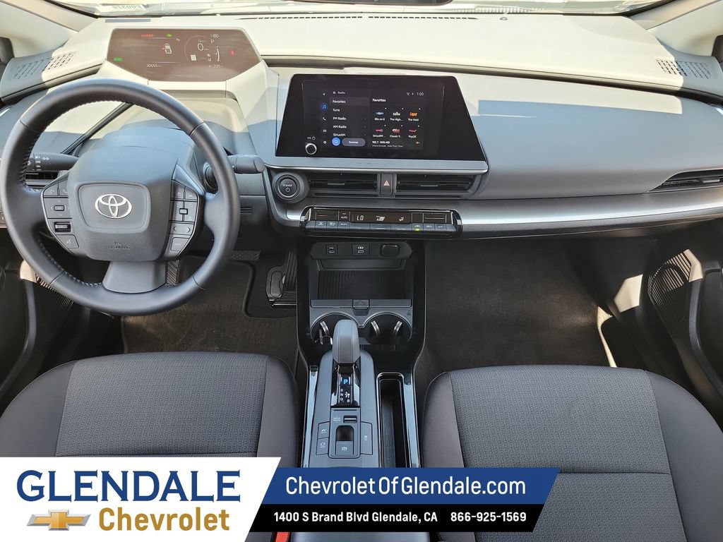 Used 2025 Toyota Prius LE AWD/4WD image 14