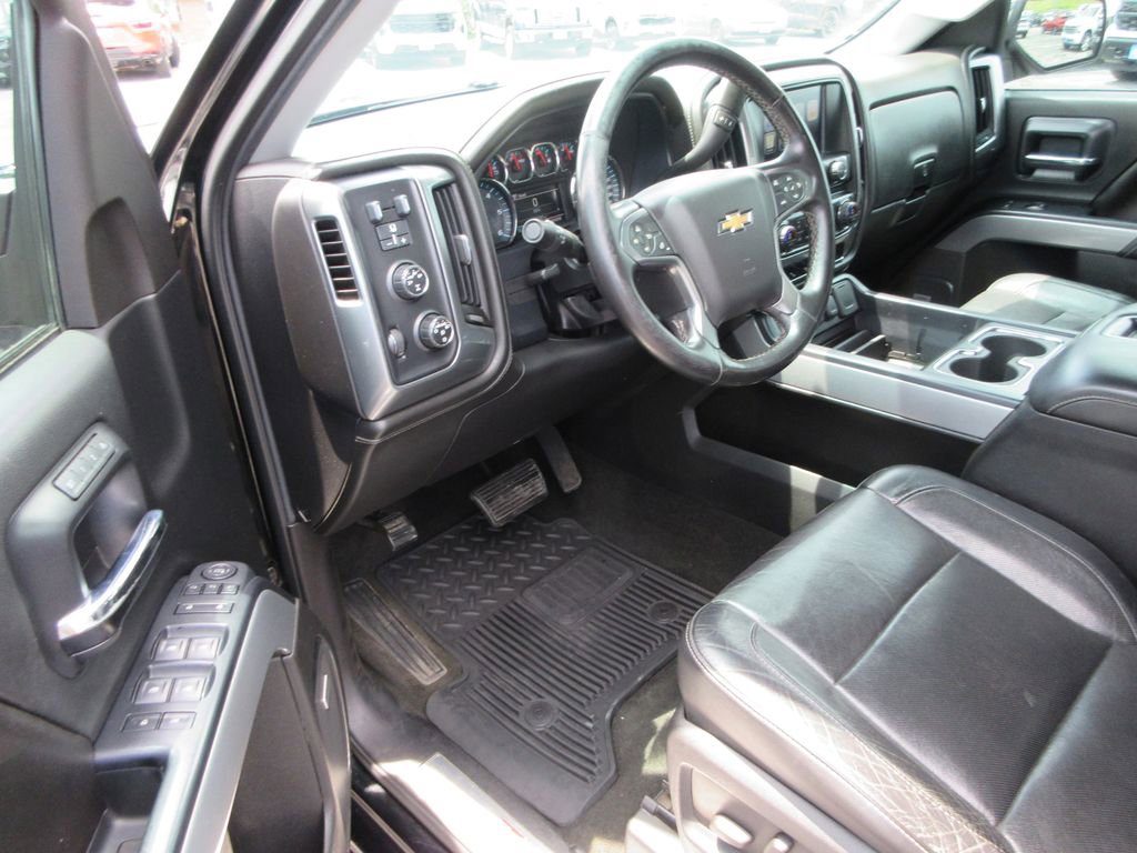 Used 2015 Chevrolet Silverado 1500 LTZ Z71 w/ LTZ Plus Package AWD/4WD image 14
