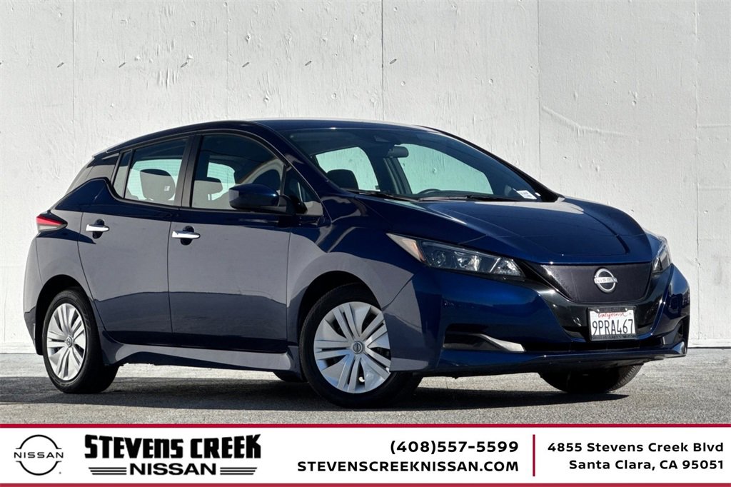Used 2023 Nissan Leaf S image 1