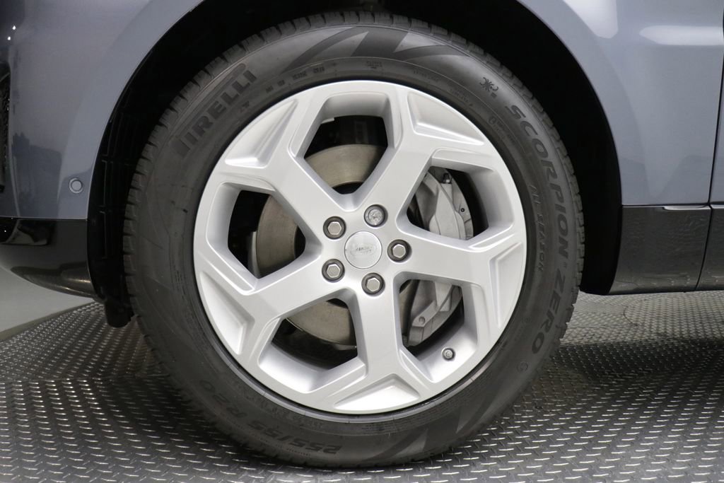 Used 2020 Land Rover Range Rover Sport HSE image 7