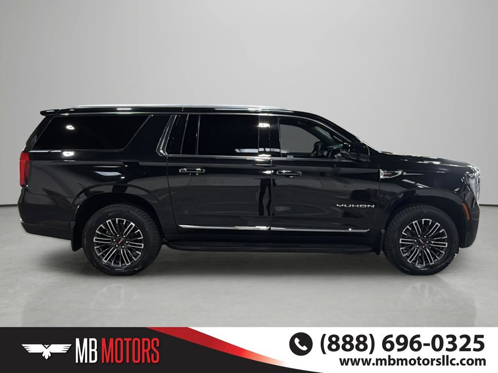 Used 2025 GMC Yukon XL Elevation AWD/4WD image 3