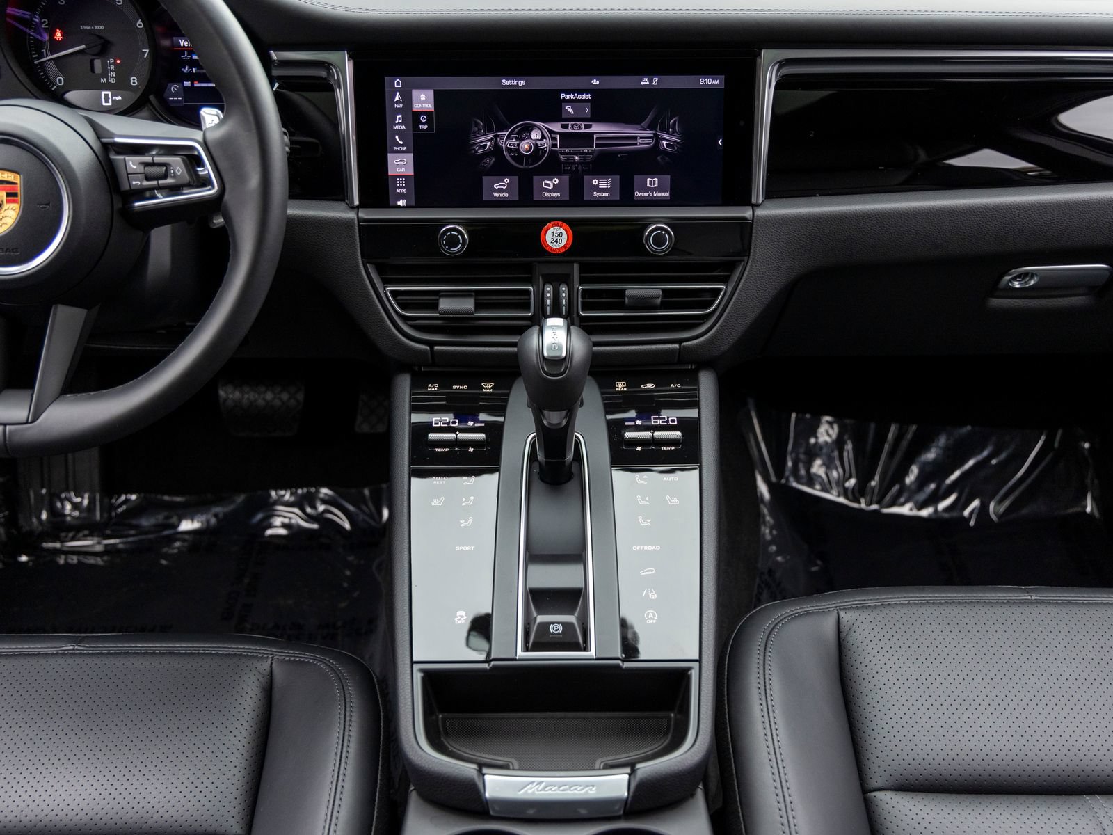 Certified 2026 Porsche Macan AWD/4WD image 45