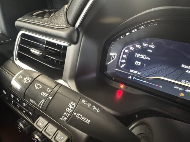 Used 2024 GMC Yukon XL Denali Ultimate AWD/4WD image 12