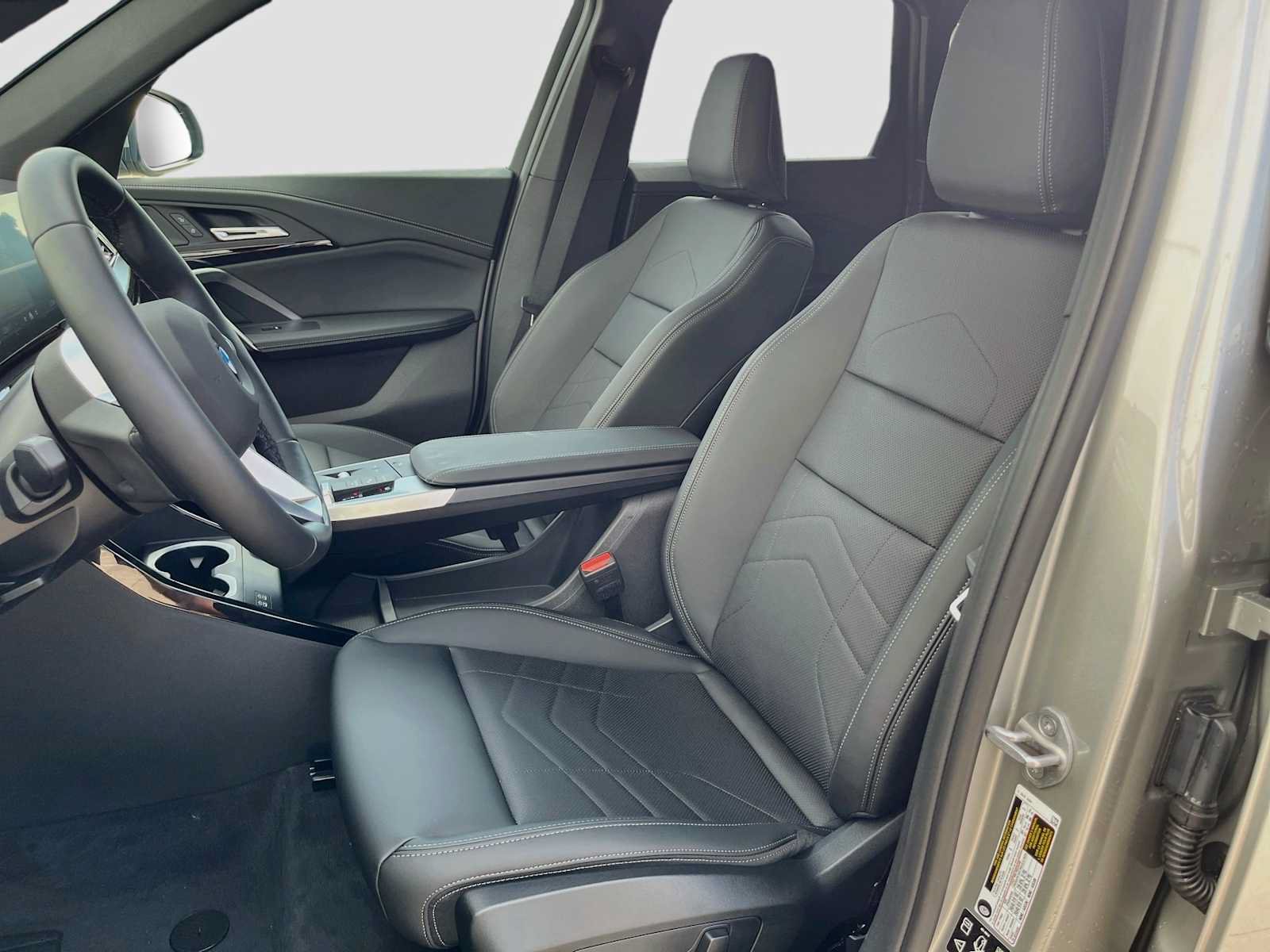 New 2027 BMW X1 xDrive28i AWD/4WD image 14