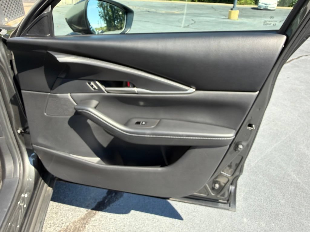 Used 2023 MAZDA CX-30 AWD 2.5 S w/ Select Package image 22