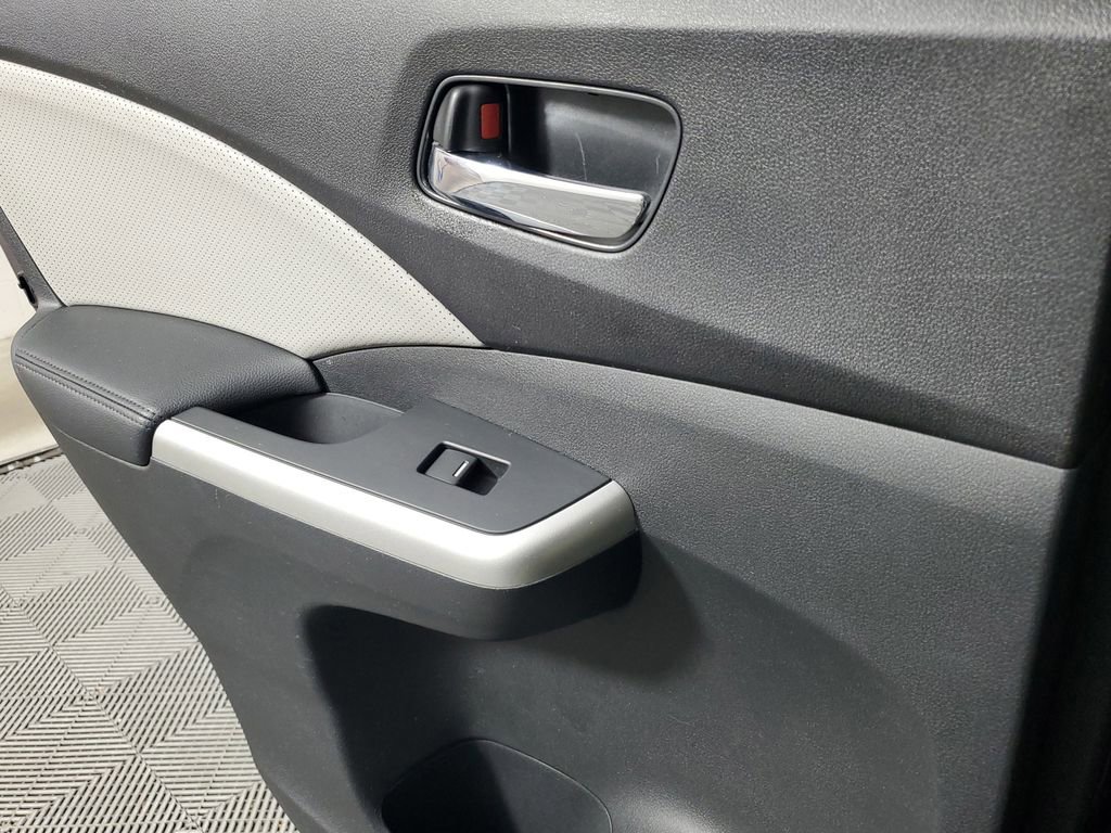 Used 2015 Honda CR-V EX-L image 17
