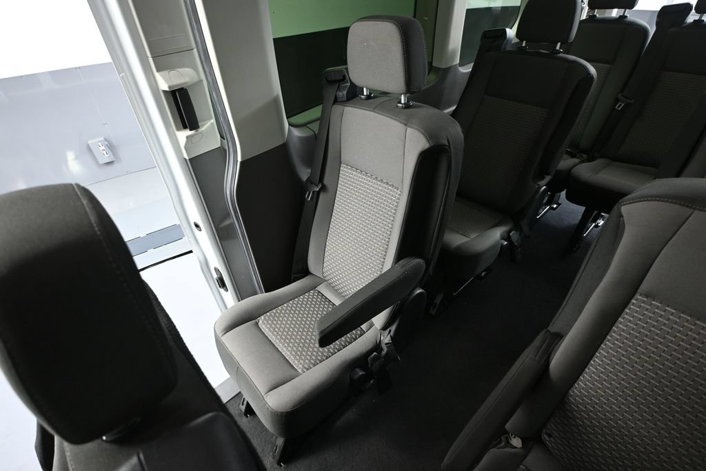 Used 2025 Ford Transit 350 XLT RWD image 30