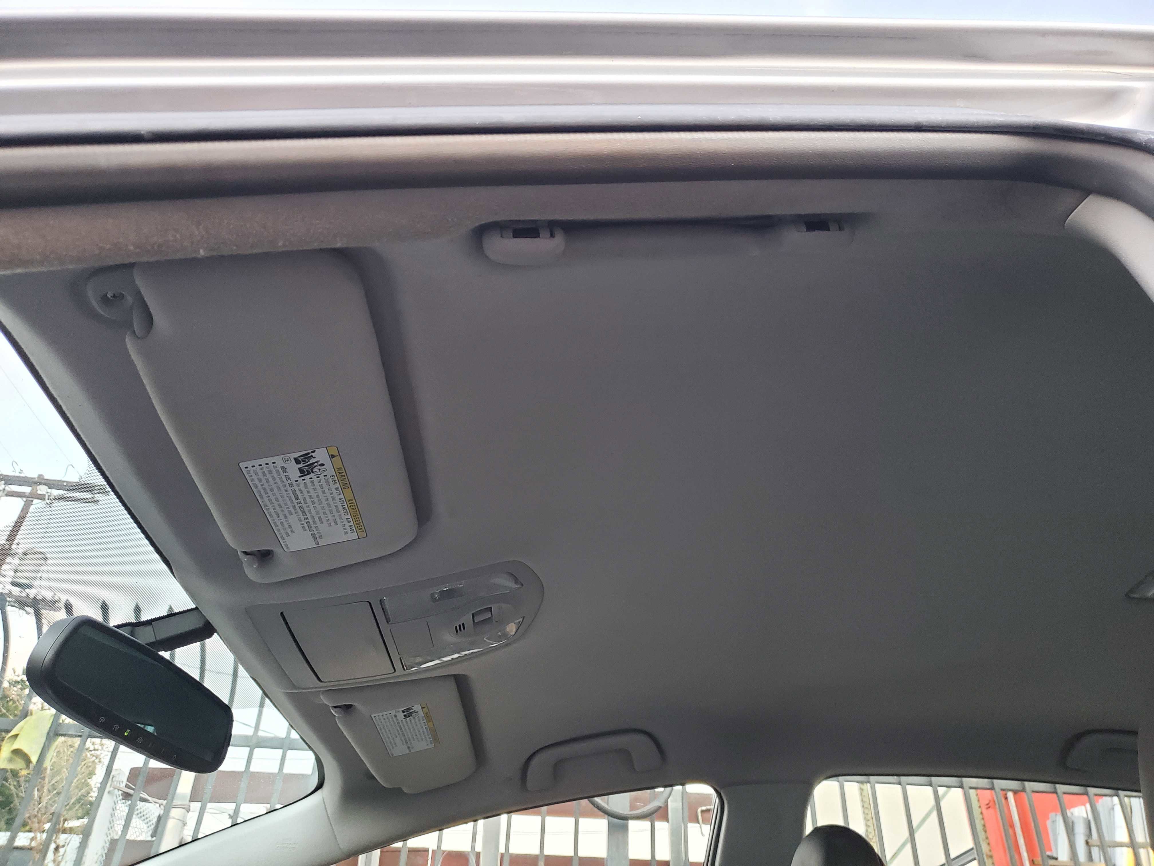 Used 2012 Toyota Prius V Five FWD image 20
