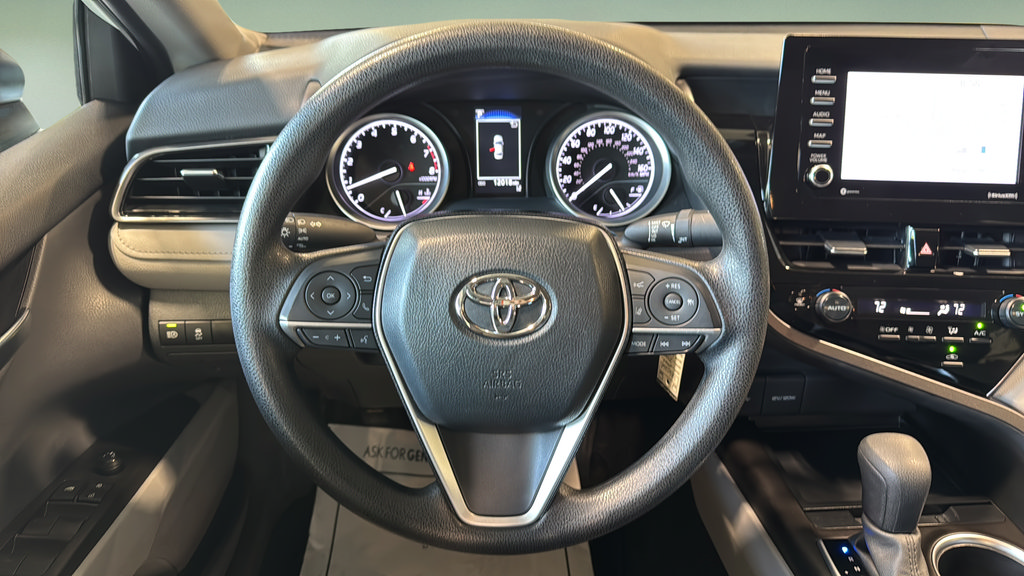 Used 2024 Toyota Camry LE FWD image 18