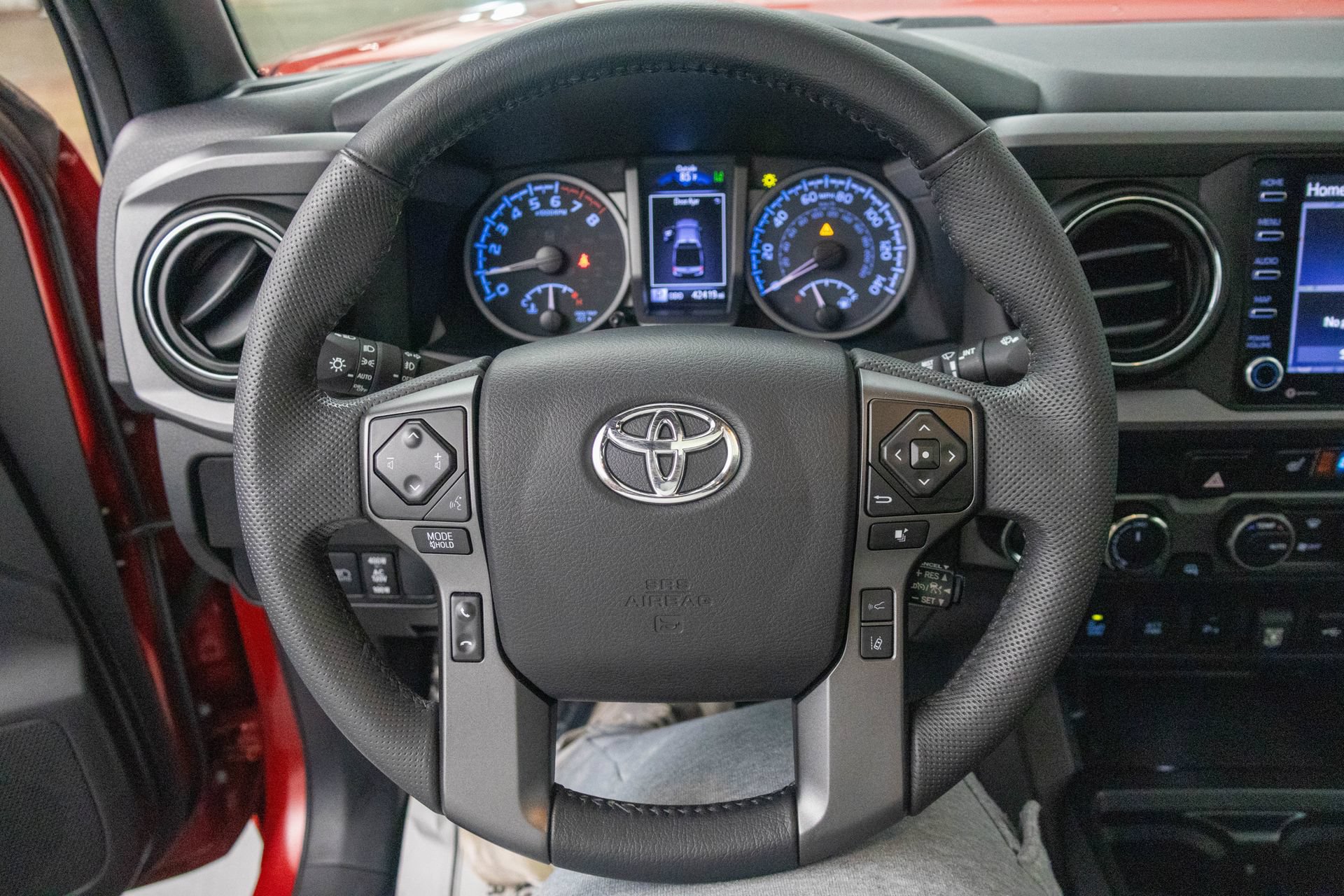 Used 2023 Toyota Tacoma TRD Sport w/ TRD Premium Sport Package AWD/4WD image 16