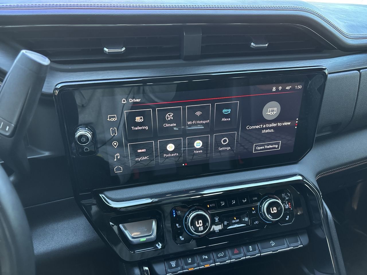 Used 2024 GMC Sierra 3500 AT4 w/ Technology Package image 21