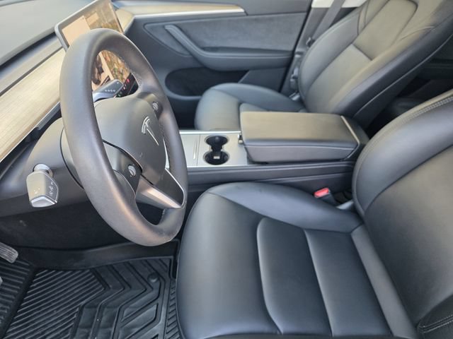 Used 2024 Tesla Model Y Long Range AWD/4WD image 11