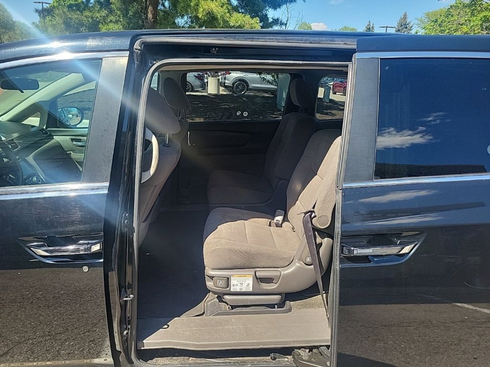 Used 2016 Honda Odyssey SE image 13