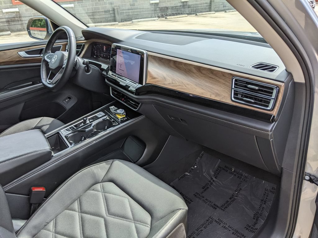 Certified 2024 Volkswagen Atlas SE FWD image 20