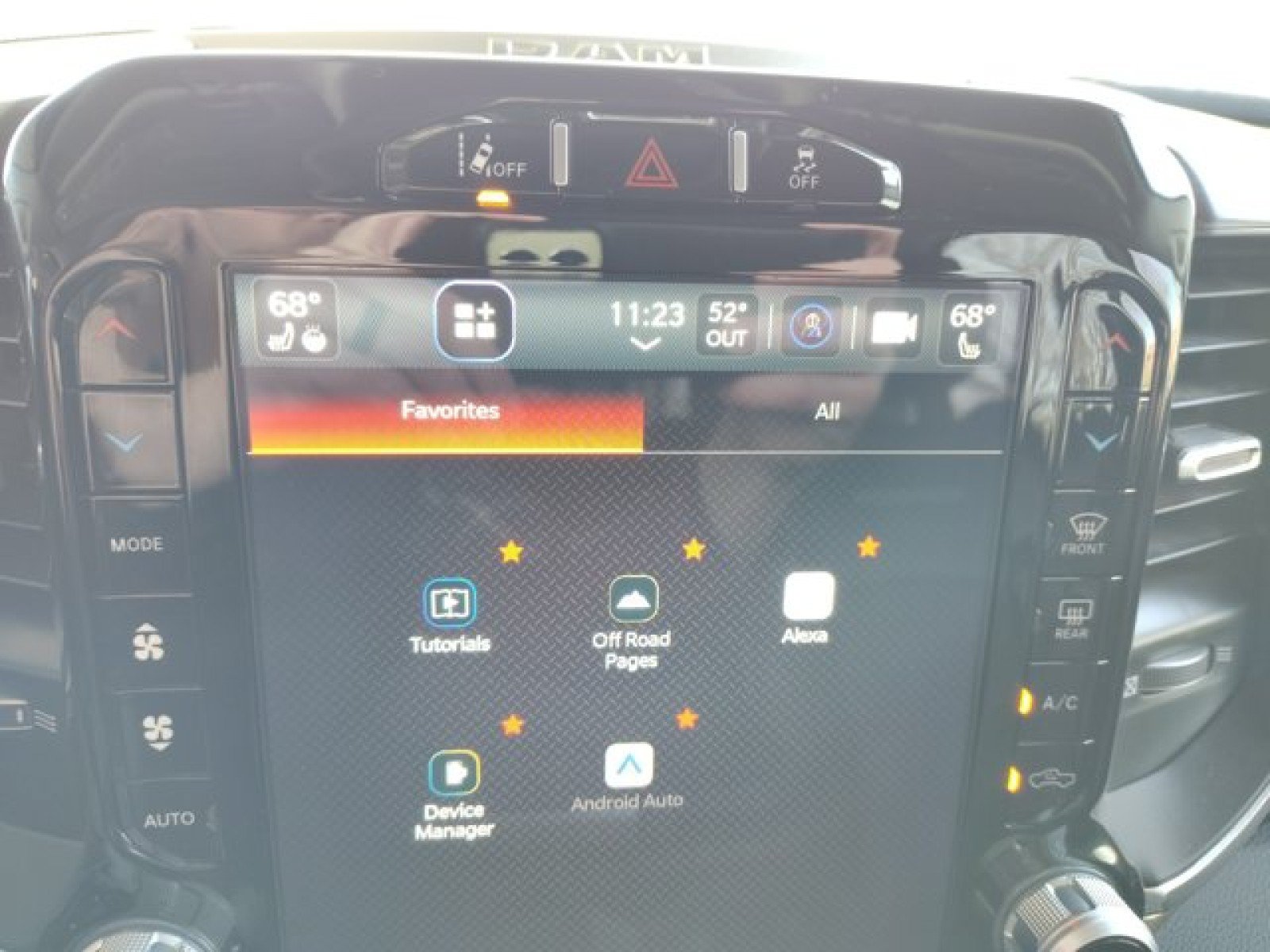 Used 2024 RAM 2500 Laramie w/ Safety Group AWD/4WD image 25