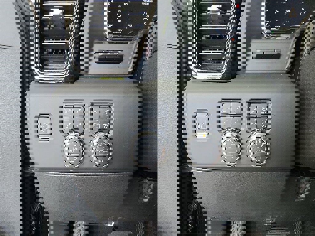 Certified 2025 GMC Sierra 2500 AT4 w/ AT4 Premium Plus Package image 19