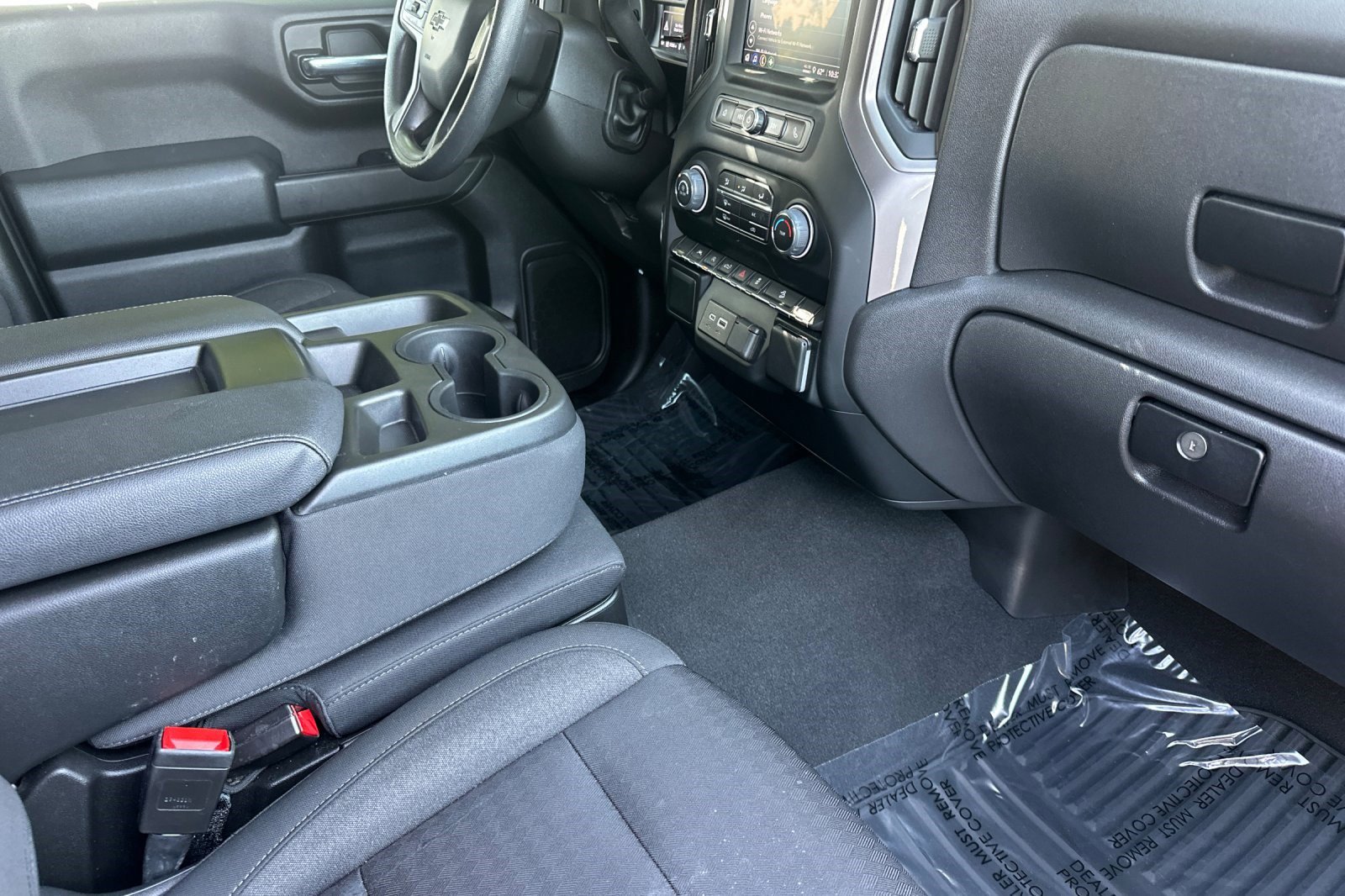 Used 2022 Chevrolet Silverado 1500 Custom Trail Boss w/ LPO, Dark Essentials Package image 19