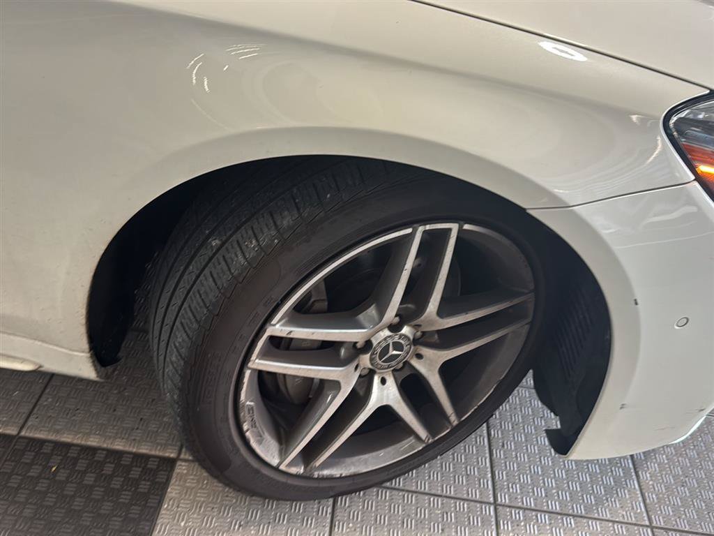 Used 2018 Mercedes-Benz S 560 Sedan image 4
