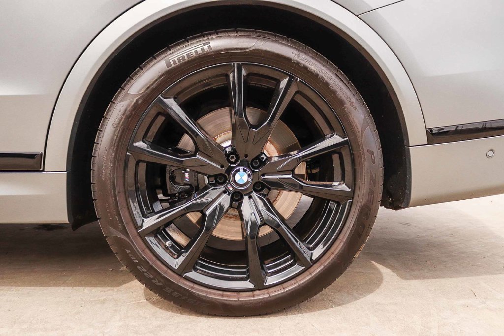 Used 2024 BMW X7 M60i w/ Executive Package AWD/4WD image 12