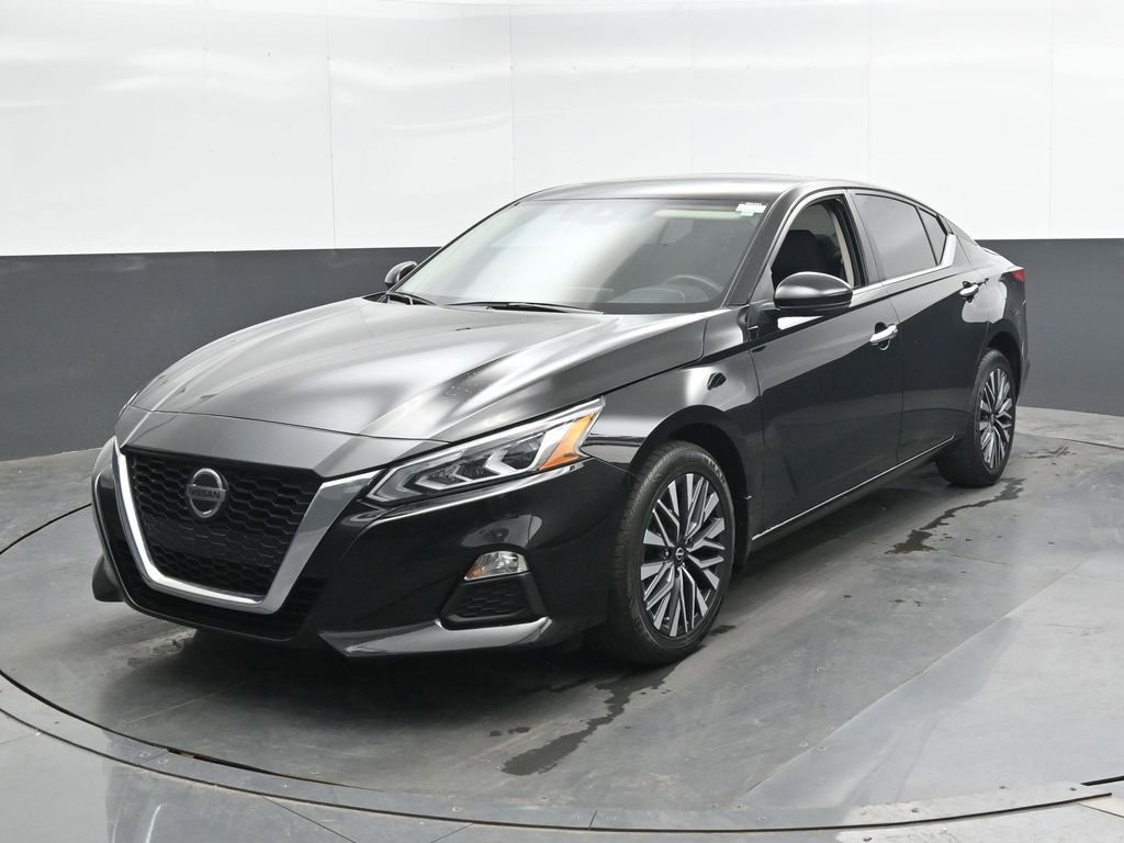 Used 2022 Nissan Altima 2.5 SR w/ Midnight Edition Package FWD image 8