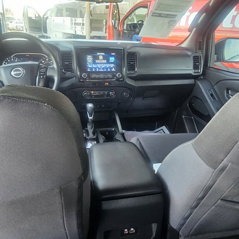 Used 2023 Nissan Frontier SV w/ Midnight Edition Package image 14