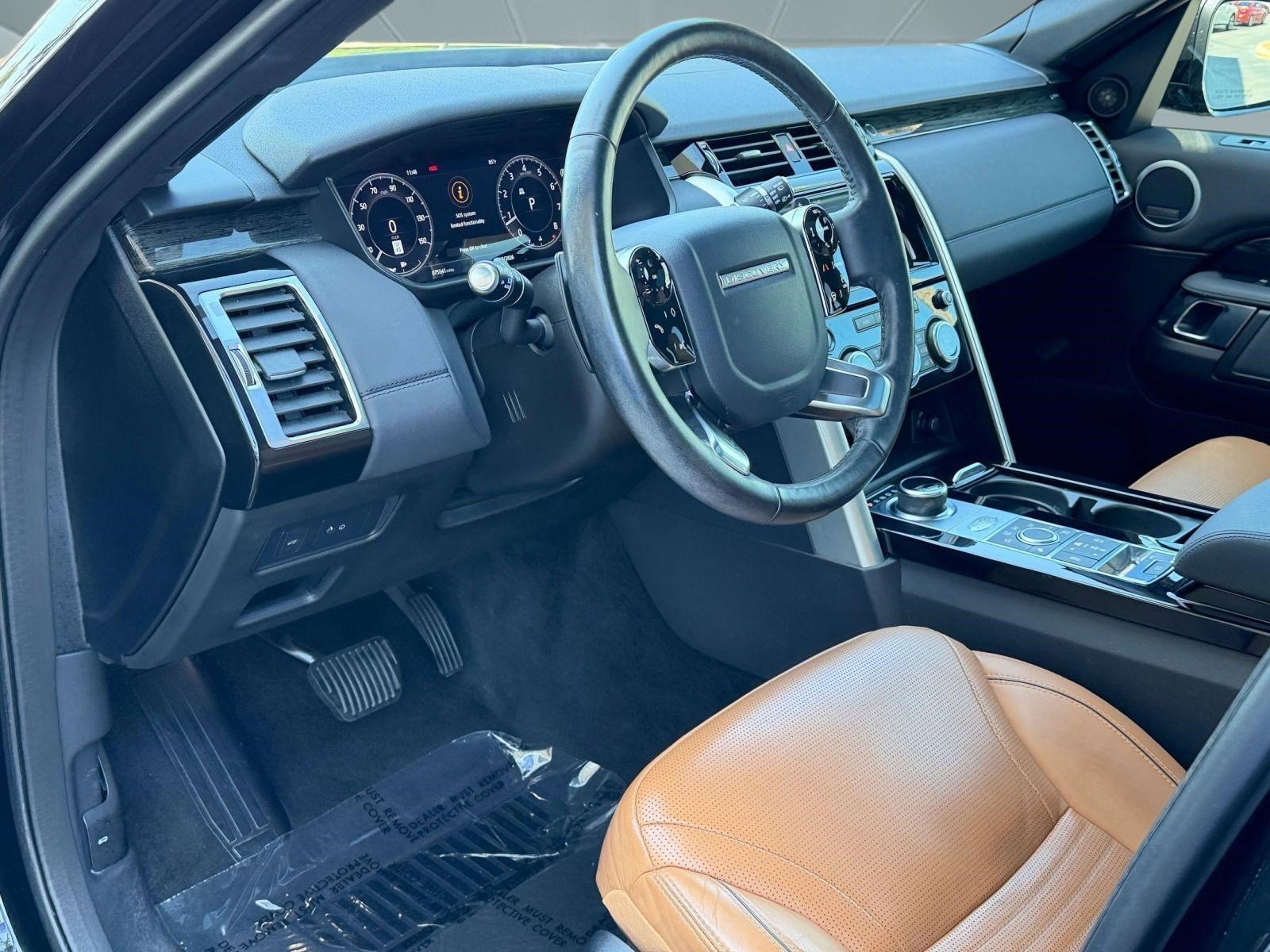 Used 2019 Land Rover Discovery HSE image 4