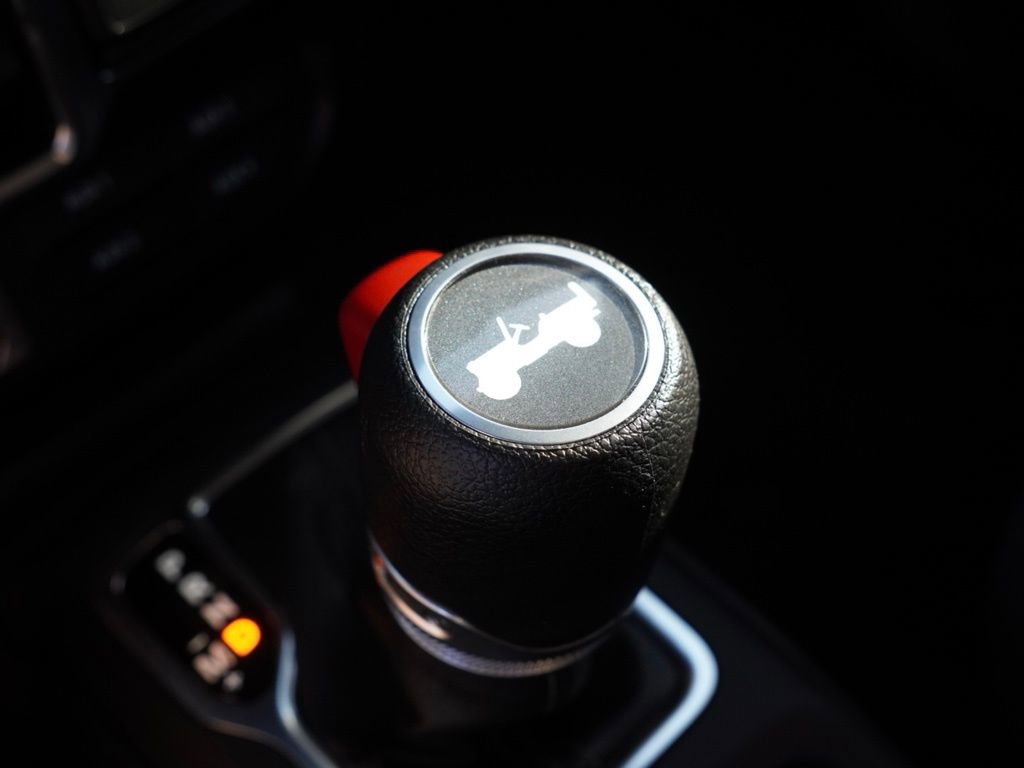 Used 2024 Jeep Wrangler Willys image 17