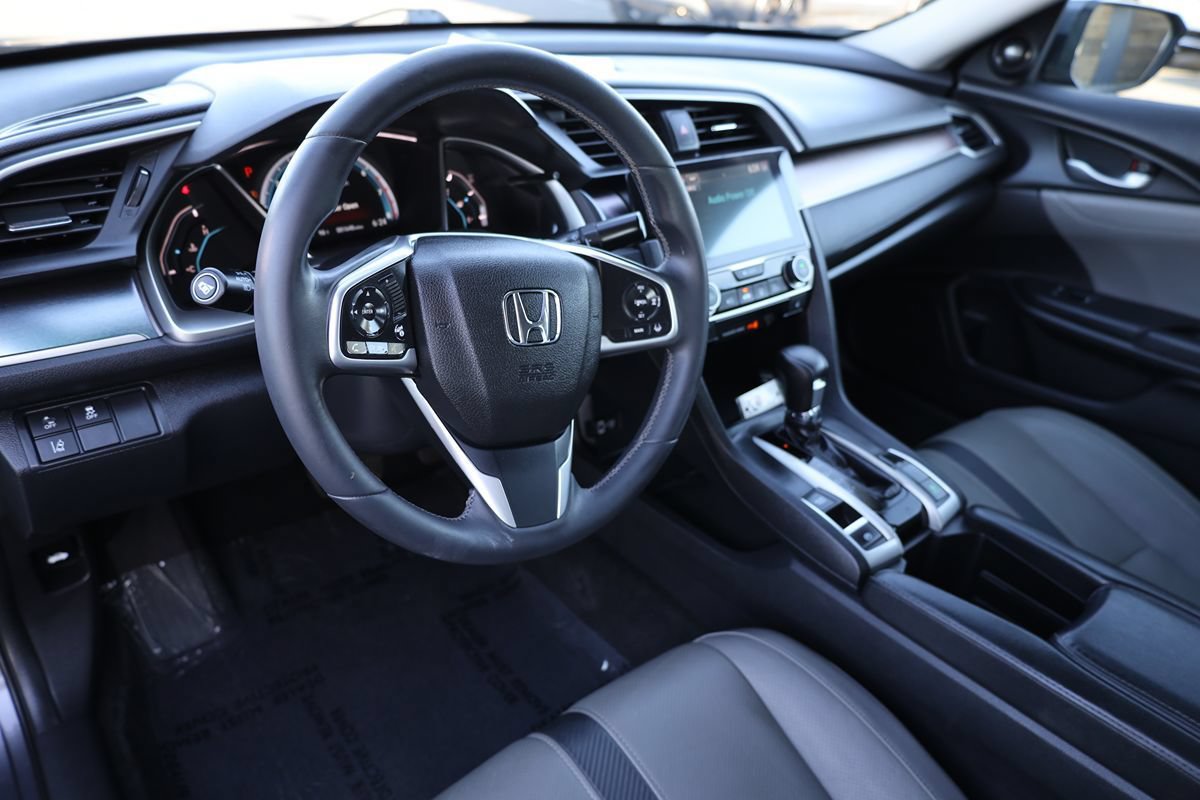 Used 2016 Honda Civic Touring image 19