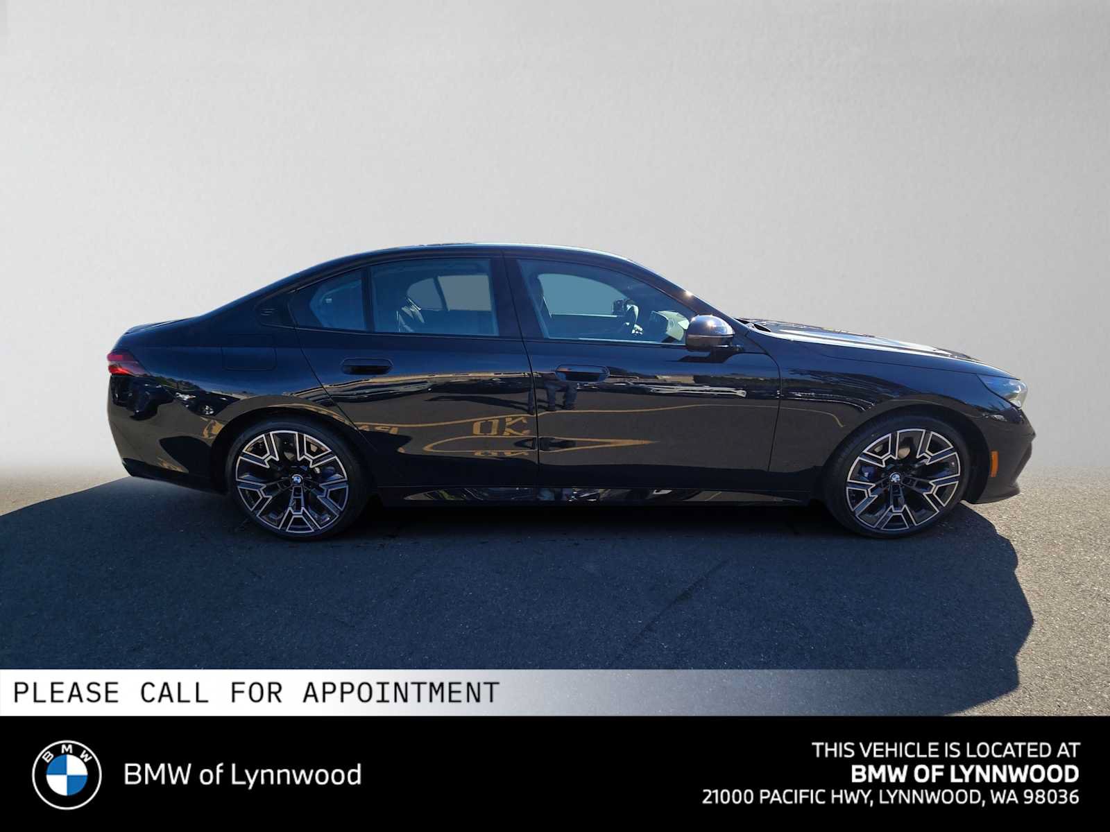 New 2027 BMW 540i xDrive w/ Executive Package AWD/4WD image 2