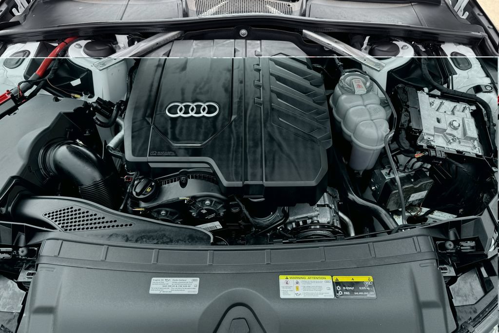 Used 2021 Audi A4 2.0T Premium Plus w/ Premium Plus Package AWD/4WD image 11