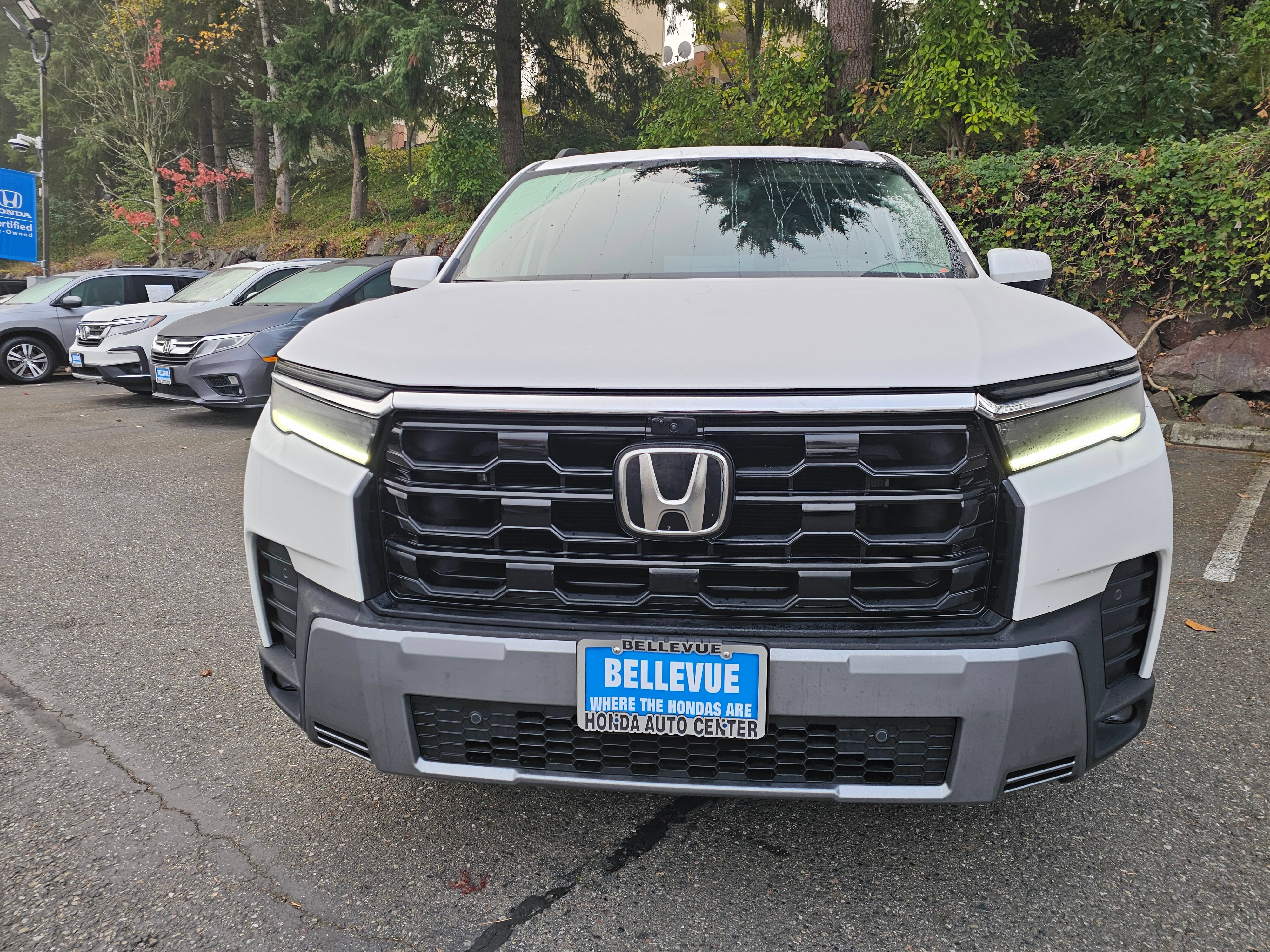 Certified 2026 Honda Pilot Elite image 3