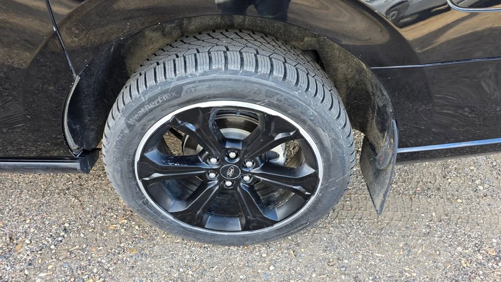 Used 2022 Ford Expedition Max Limited image 13
