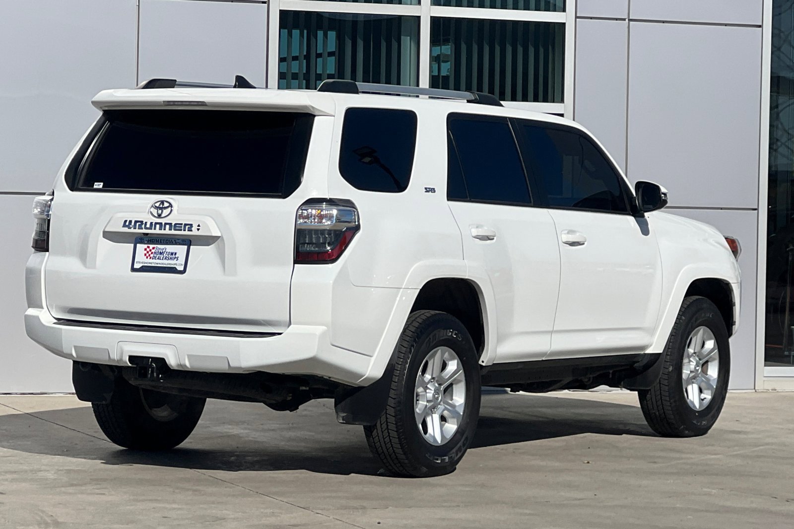 Certified 2023 Toyota 4Runner SR5 Premium image 4
