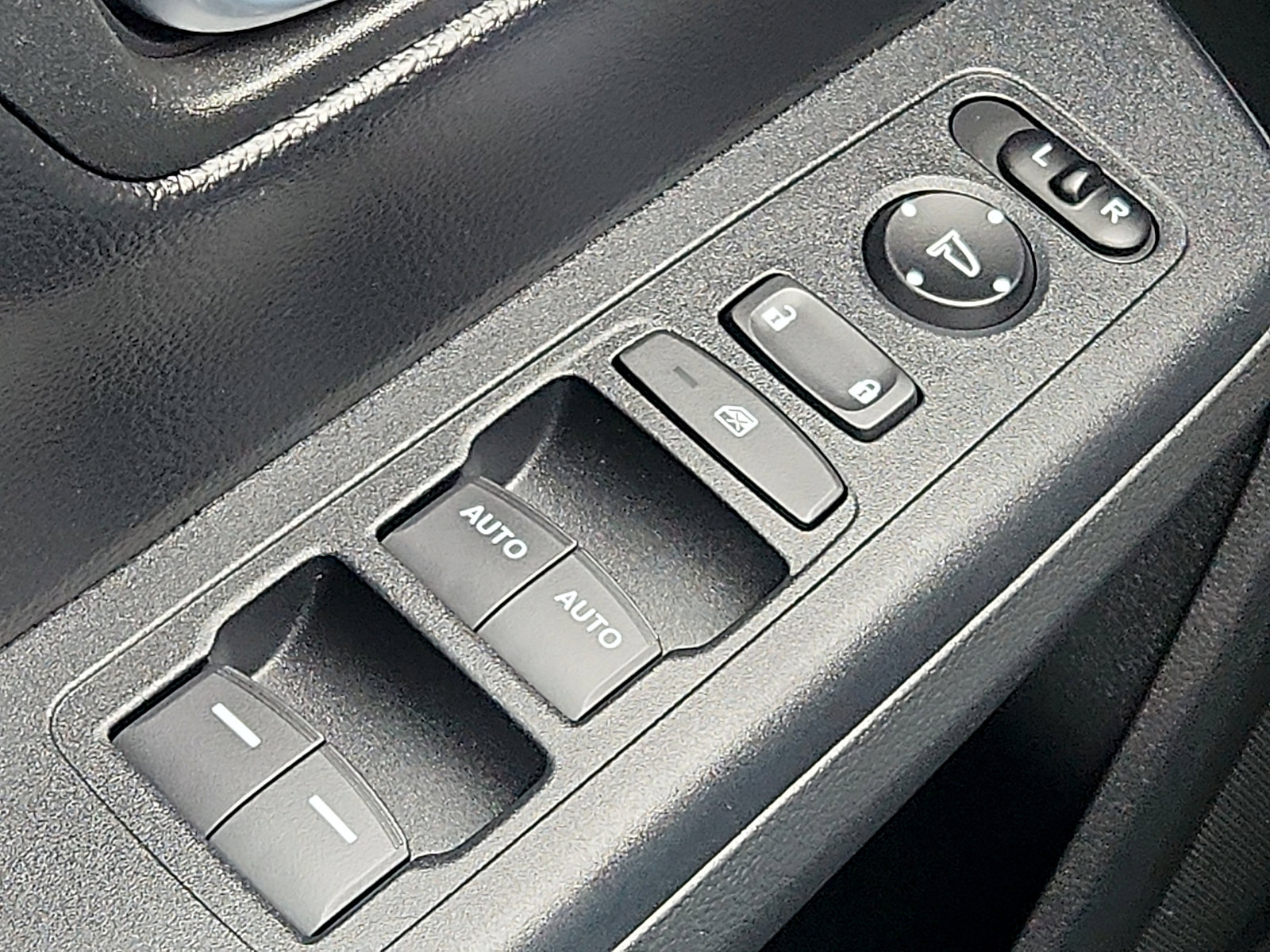 Used 2024 Honda CR-V Sport image 24