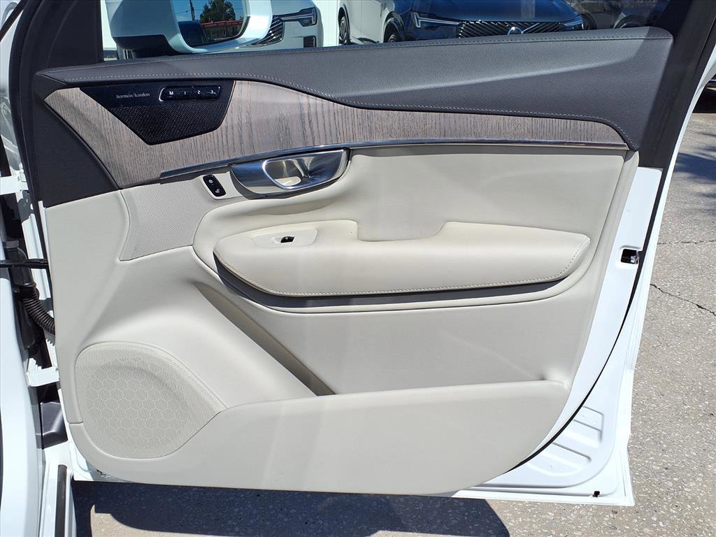 Used 2021 Volvo XC90 T8 Inscription Expression image 13