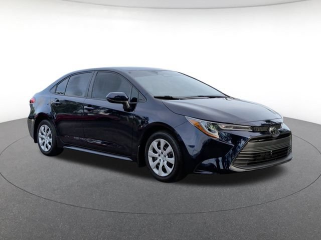Used 2025 Toyota Corolla LE FWD image 8