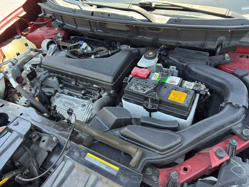 Used 2019 Nissan Rogue SV w/ Premium Package FWD image 17