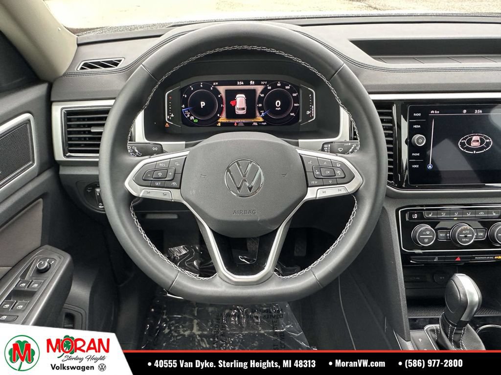 Used 2023 Volkswagen Atlas SEL AWD/4WD image 16