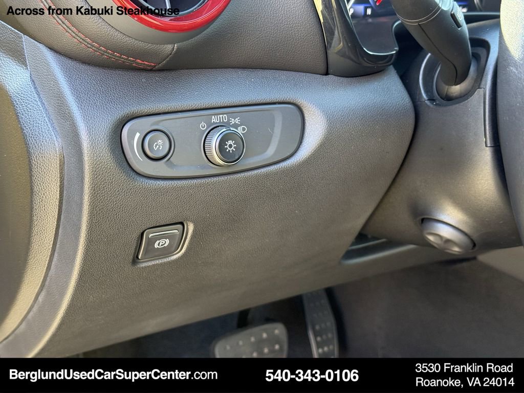 Used 2022 Chevrolet Blazer RS w/ Enhanced Convenience Package image 18